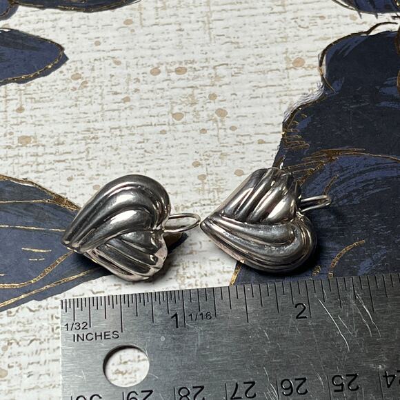 Vintage 90s Puffy Heart Sterling Silver Earrings - Picture 6 of 6